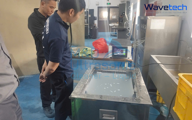 Bàn giao máy rửa siêu âm 108L cho doanh nghiệp FDI Nhật Bản tại Hà Nam